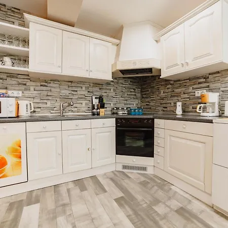 Noua Oasis With Parking *