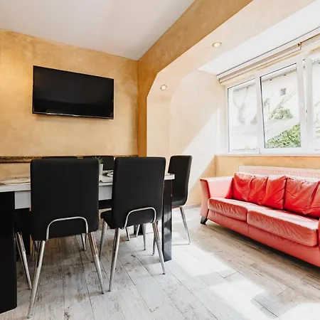 Noua Oasis With Parking 布拉索夫