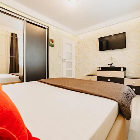 Noua Oasis With Parking Апартаменты *