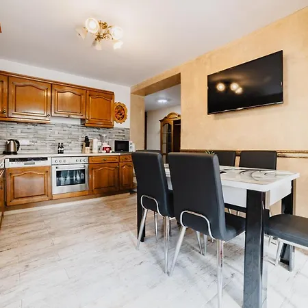 Apartment Noua Oasis With Parking