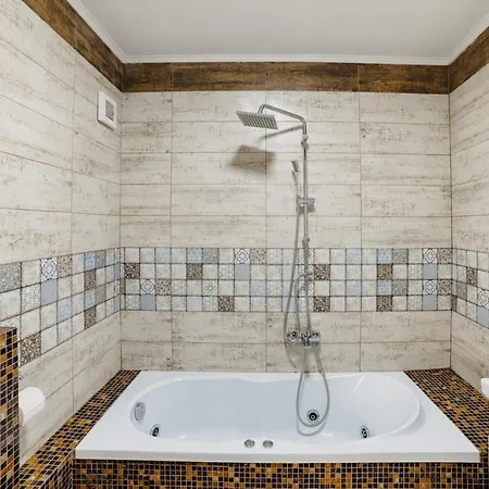 Noua Oasis With Parking