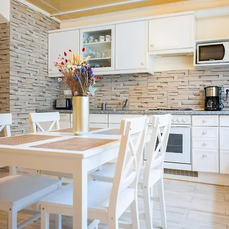 Noua Oasis With Parking Apartment *