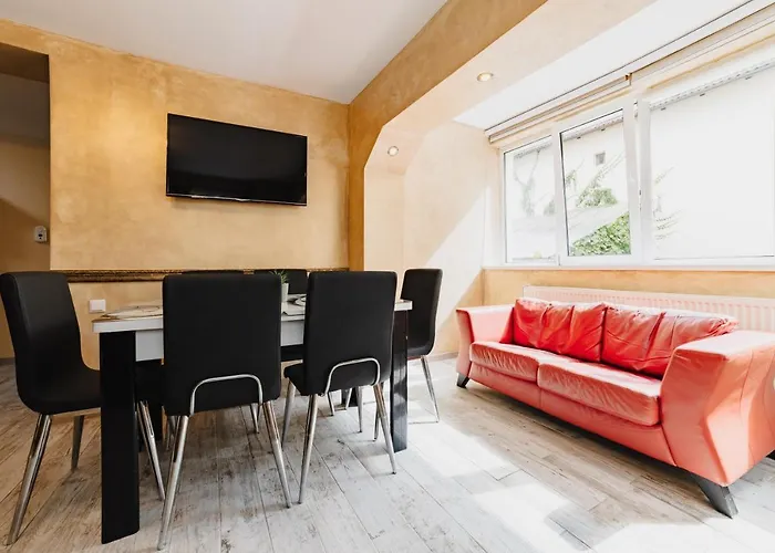 Noua Oasis With Parking Brasov