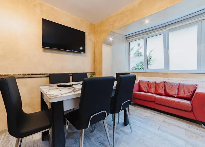 Noua Oasis With Parking Brasov