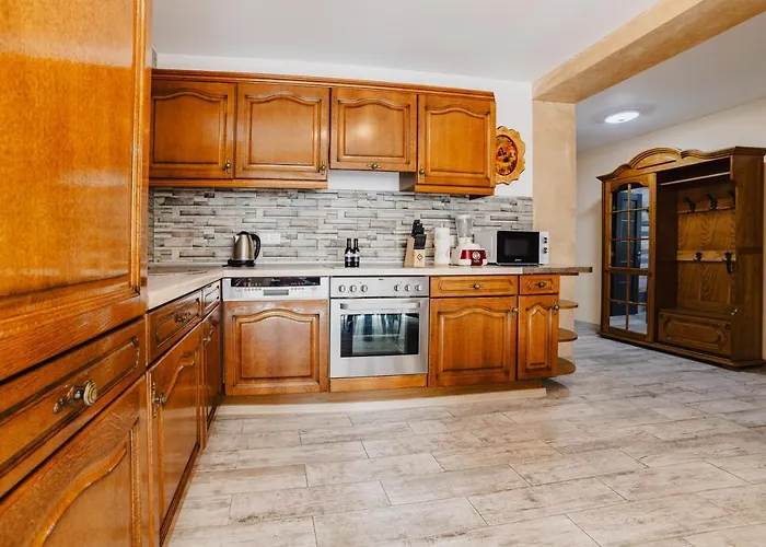 Noua Oasis With Parking Apartamento Braşov