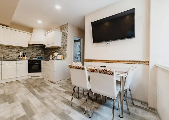 Noua Oasis With Parking * Brasov